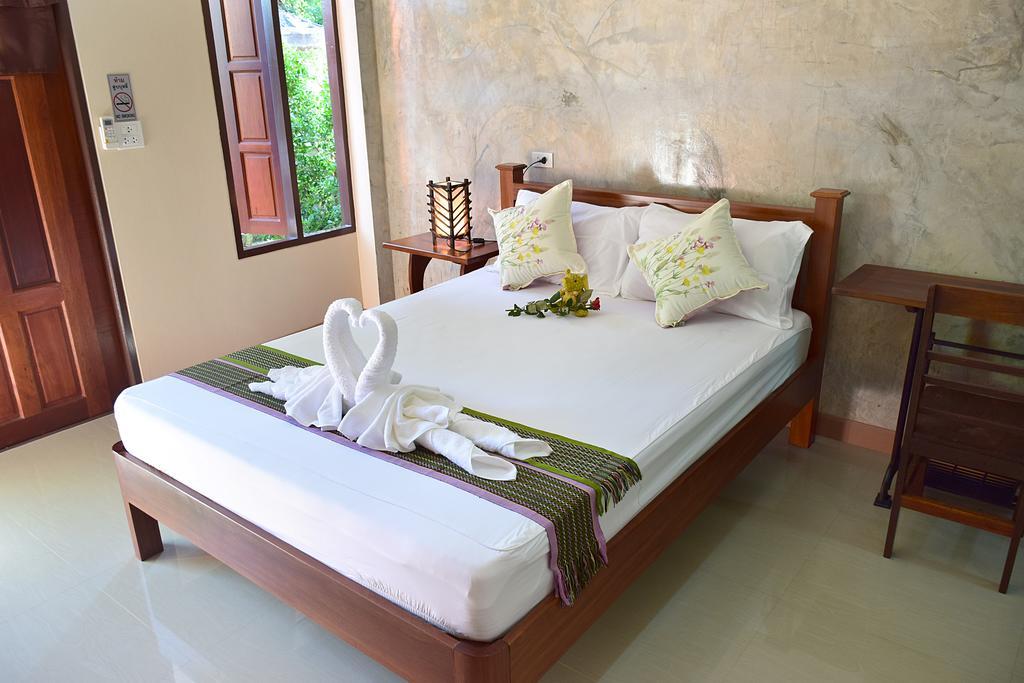 Siam Guesthouse Kanchanaburi Exterior foto