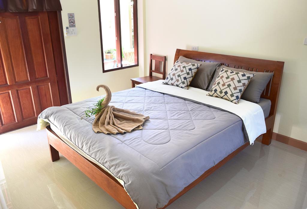 Siam Guesthouse Kanchanaburi Exterior foto